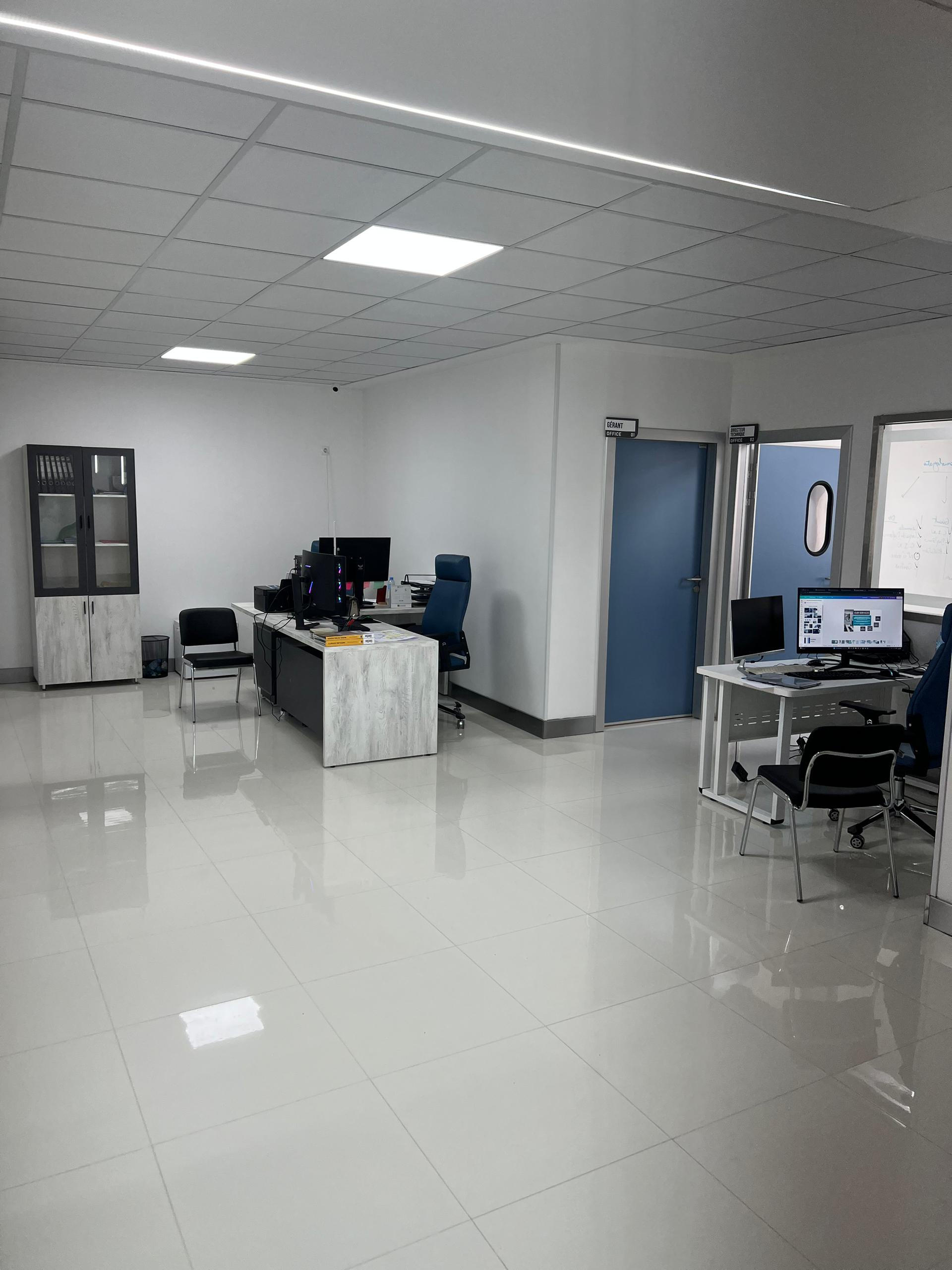 Équipements de bloc opératoire et mobilier hospitalier technique